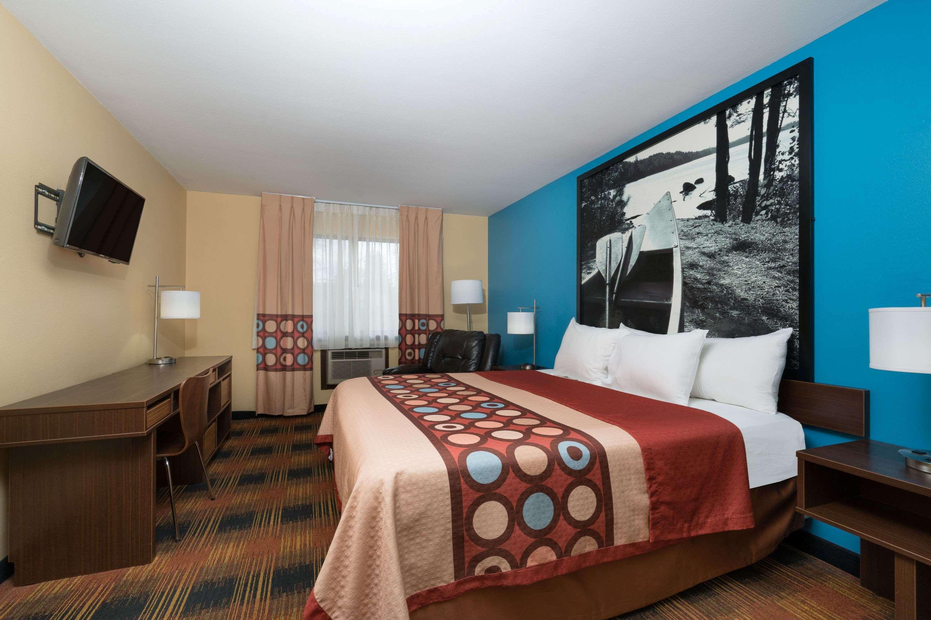 Super 8 By Wyndham Rochester Mayo Clinic Area Exterior foto